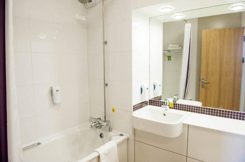Premier Inn ポンティプール エクステリア 写真