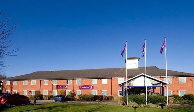 Premier Inn ポンティプール エクステリア 写真